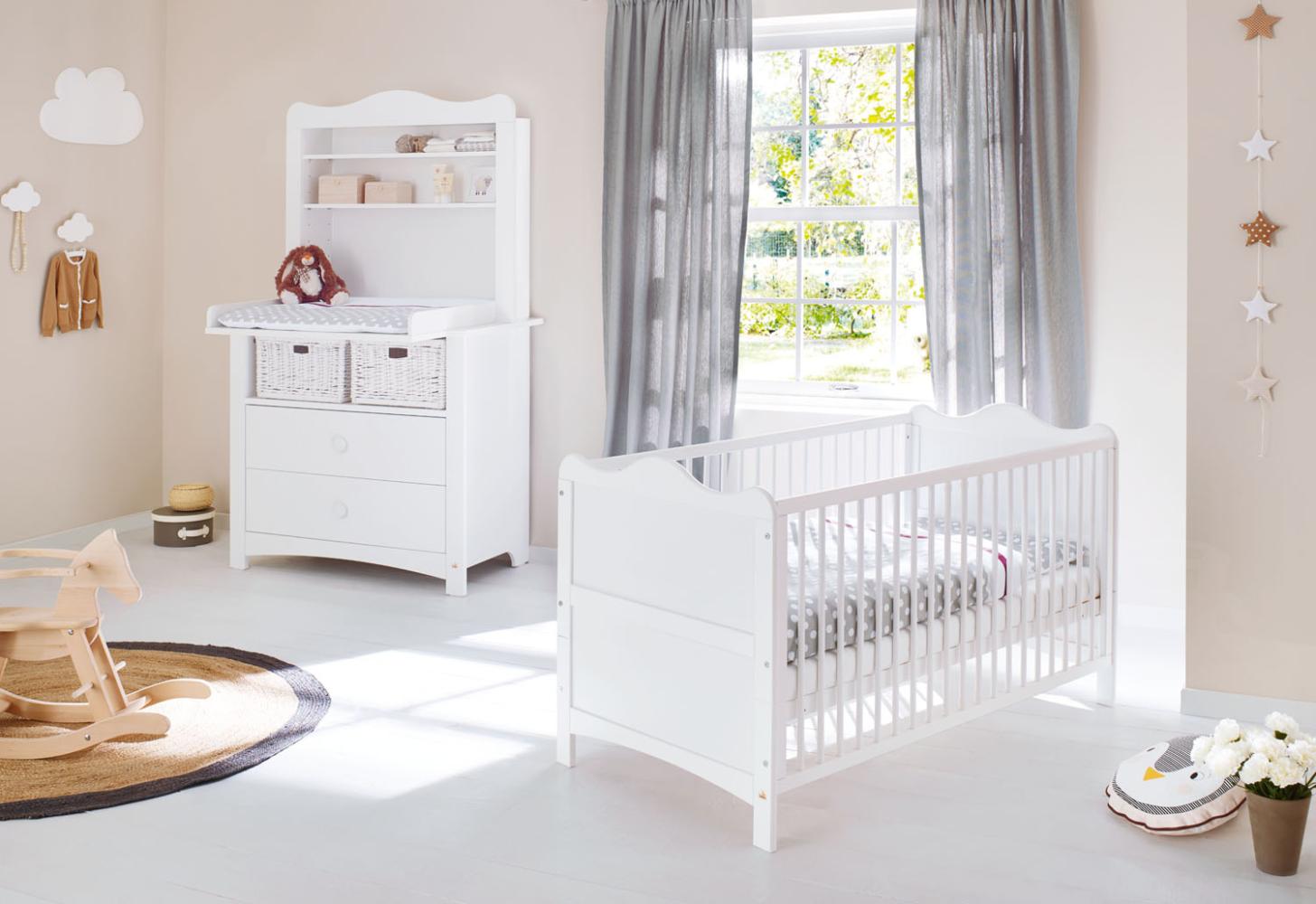 Pinolino 'Florentina' 2-tlg. Babyzimmer-Set weiß, breit, inkl. Regalaufsatz Bild 1