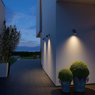 LED-Außenwandstrahler Spot ONE S anthrazit, 90° Bewegungsmelder, inkl. GU10-Leuchtmittel, per Kabel vernetzbar, Aluminium, 7,47 W