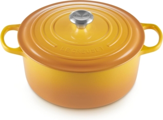 Le Creuset Signature Gusseisen-Bräter mit Deckel, Für alle Herdarten und Induktion geeignet, Rund, Nectar, 28,0 cm, 6.7