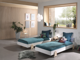 Vipack Modulo Art. Set best. aus 2 Einzelbetten/Stapelbetten je 90x200 cm Liegefläche, weiß lackiert, Fuß Pfeil-Optik Kiefer natur lackiert